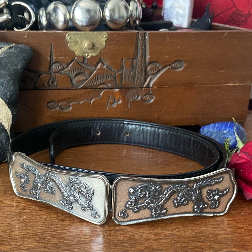 Vtg Designer Shanghai Tang Leather Waist Belt
